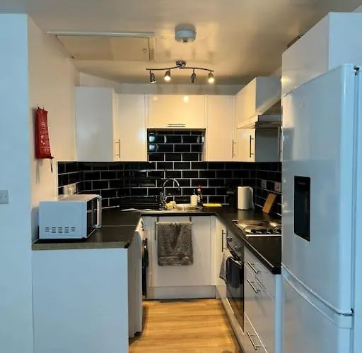 2 Bed Bungalow In Sinfin