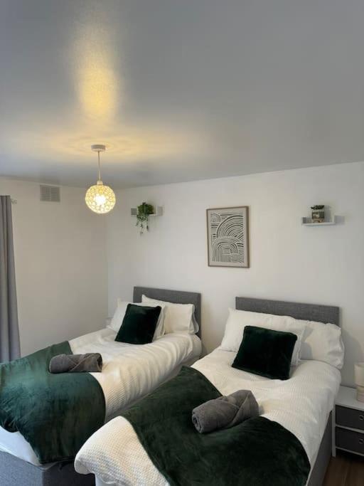 2 Bed In Sinfin Derby